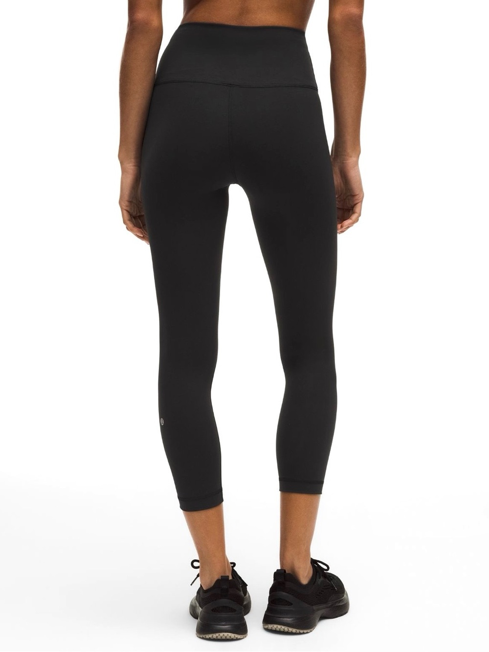 lululemon 23” Wunder Train Crop Leggings